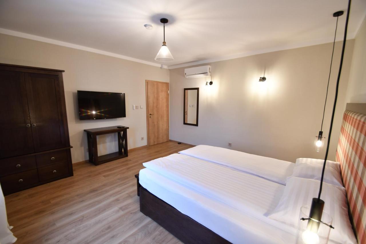 Tweed House Villa Boedapest Buitenkant foto