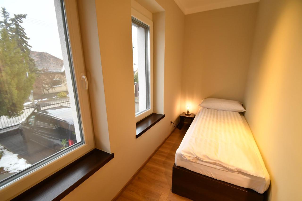 Tweed House Villa Boedapest Buitenkant foto